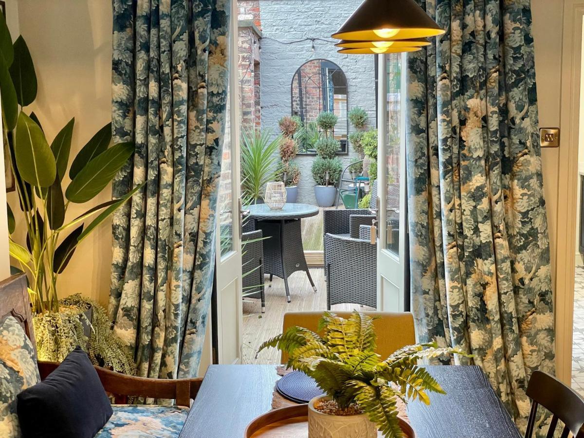 Stay At No 4 York Centre Экстерьер фото