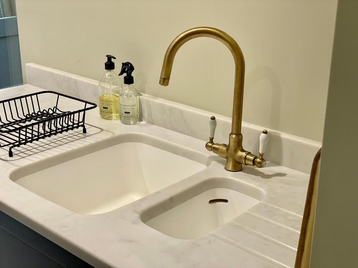 Stay At No 4 York Centre Экстерьер фото